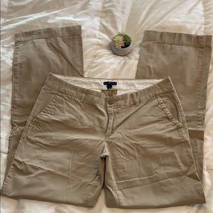 Gap size 8 khaki trouser. No flaws. Wide leg. 🤗
